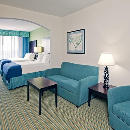 Holiday Inn Express & Suites Graham By Ihg Exterior photo