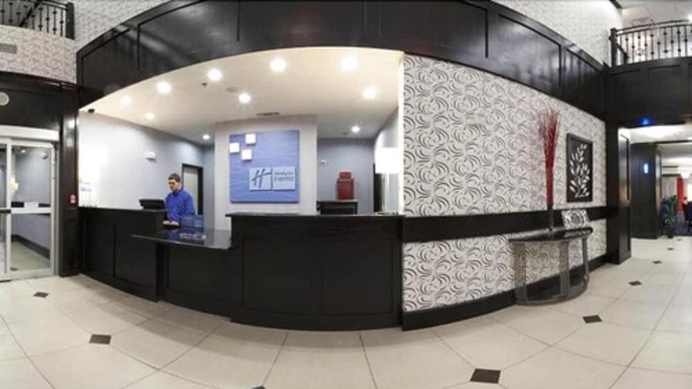 Holiday Inn Express & Suites Graham By Ihg Exterior photo