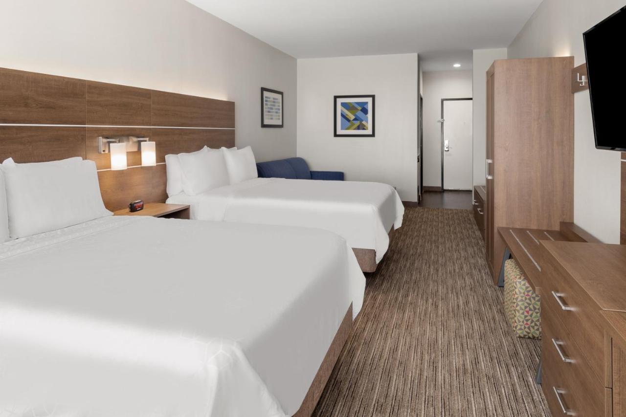 Holiday Inn Express & Suites Graham By Ihg Exterior photo