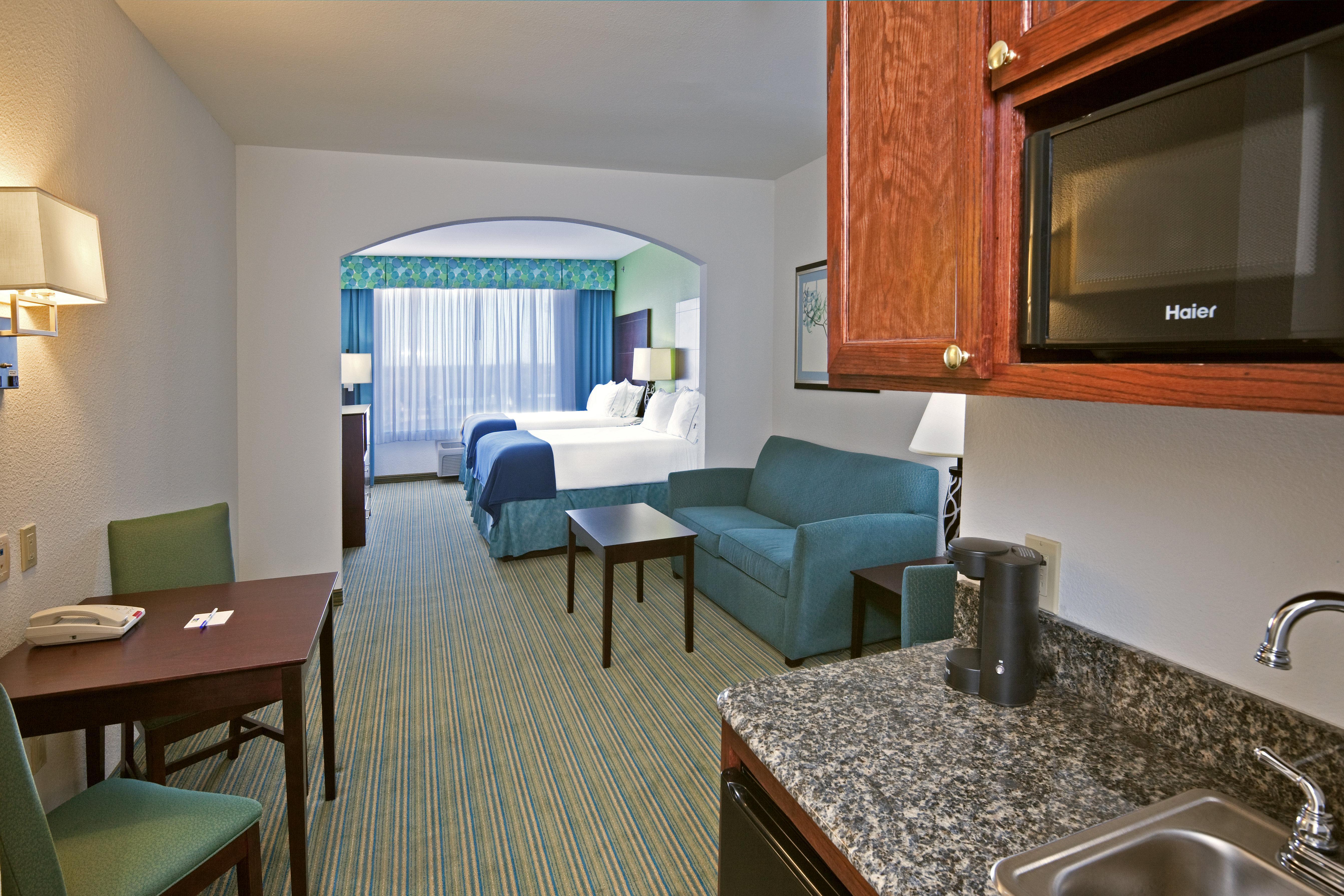 Holiday Inn Express & Suites Graham By Ihg Exterior photo
