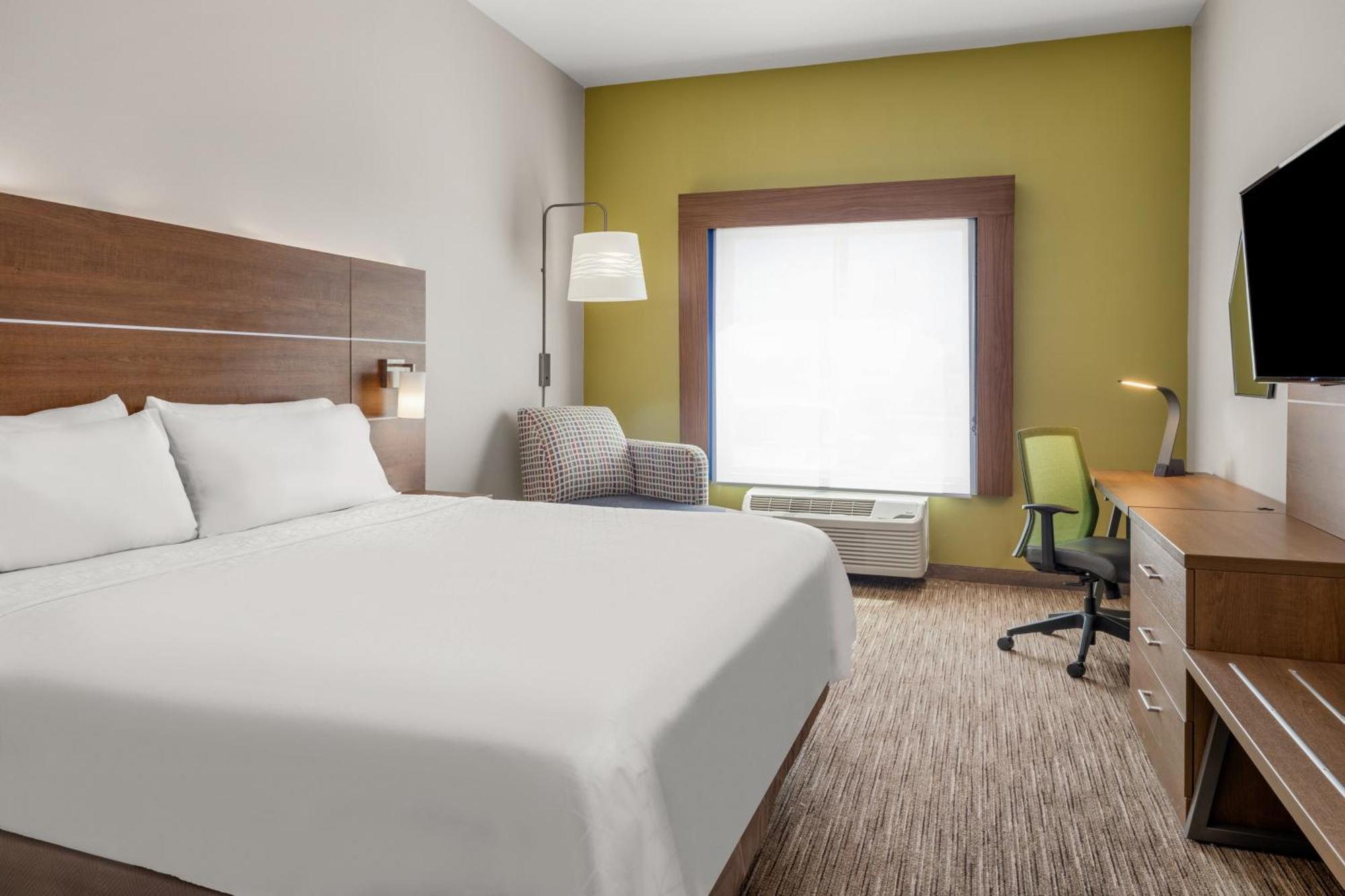 Holiday Inn Express & Suites Graham By Ihg Exterior photo
